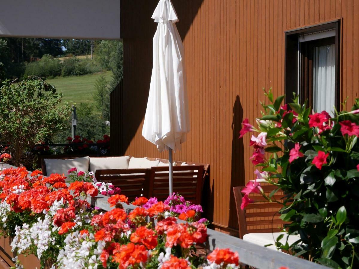 Haus Vita Ferien- Und Seminarhaus Urberg Extérieur photo